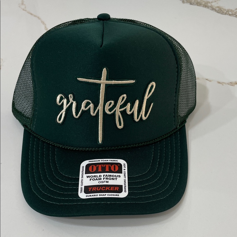 NWT GRATEFUL Green Trucker Hat
